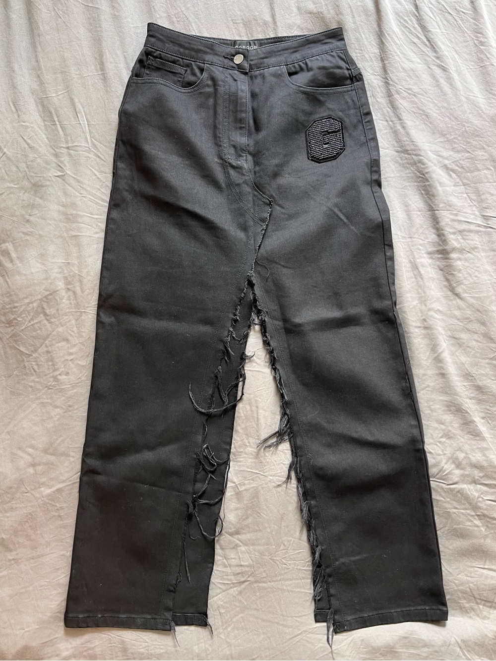 Unique Designer Jeans with Front Slit Detail - size xs